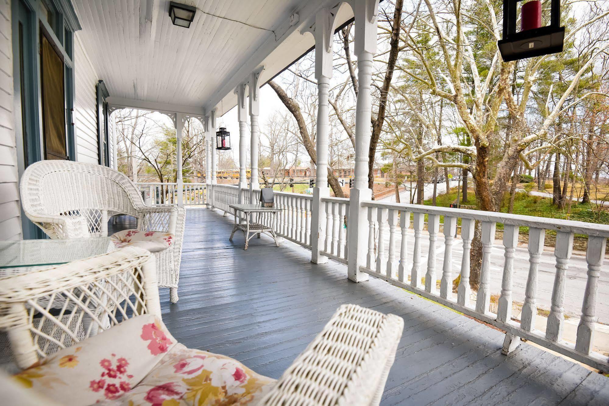 1898 Waverly Inn Hendersonville Extérieur photo
