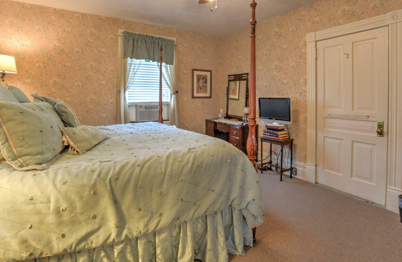 1898 Waverly Inn Hendersonville Extérieur photo